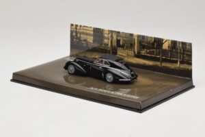 Alfa Romeo 8C 2900B Lungo ブラック Minichamps 1:43 436120421 メタル - 画像 3/5