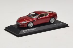 Aston Martin DB9 レッドメタリック Minichamps 1:43 400137340 メタル - 画像 2/4