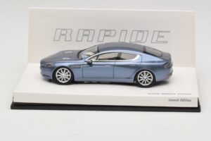 Aston Martin Rapide ブルーメタリック Minichamps 1:43 437137903 メタル