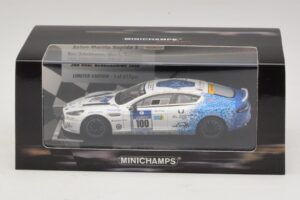 Aston Martin Rapide S #100 Bez / Schubauer 24 Hours of Nurburgring 2013 Minichamps 1:43 437131300 メタル - 画像 5/5