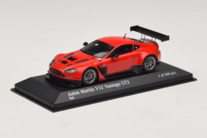 Aston Martin V12 Vantage GT3 レッド Minichamps 1:43 4371121392 メタル - 画像 2/4