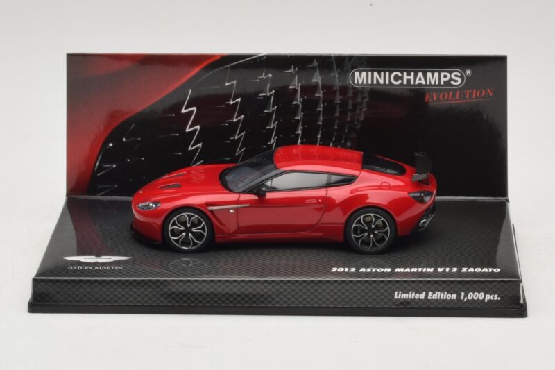 Aston Martin V12 Zagato レッド Minichamps 1:43 437137220 メタル