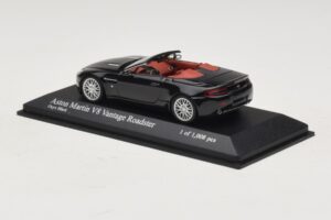 Aston Martin V8 Vantage Roadster ブラックメタリック Minichamps 1:43 400137431 メタル - 画像 3/4