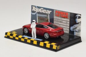 Aston Martin Vanquish S レッド Top Gear フィギュア付き Minichamps 1:43 519431372 メタル - 画像 3/5