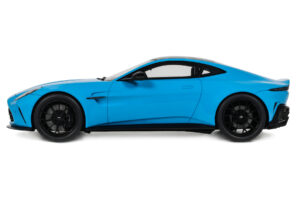 Aston Martin Vantage Elwood Blue GT Spirit 1:18 GT1008 レジン - 画像 3/5