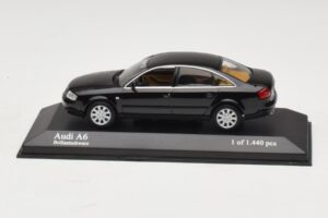 Audi A6 C5 ブラック Minichamps 1:43 430010200 メタル