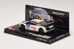 Audi R8 LMS GT3 #97 Phoenix Racing 24 Hours of Nurburgring 2010 Minichamps 1:43 437101997 メタル - 画像 3/5