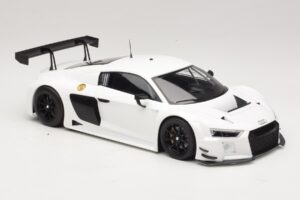 Audi R8 LMS Ultra ホワイト 2015 Minichamps 1:18 153151100 メタル - 画像 4/6