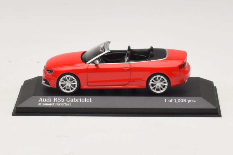 Audi RS5 B8 カブリオレ レッド Minichamps 1:43 410011230 メタル