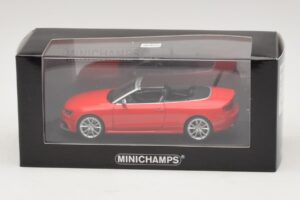 Audi RS5 B8 カブリオレ レッド Minichamps 1:43 410011230 メタル - 画像 4/4