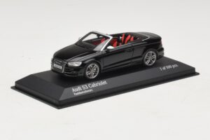 Audi S3 8P カブリオレ ブラック Minichamps 1:43 437013030 メタル - 画像 2/4