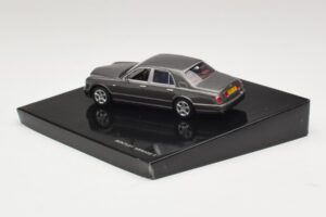 Bentley Arnage T Cypress Grey Minichamps 1:43 BL386 メタル - 画像 3/4