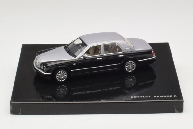 Bentley Arnage R シルバー Minichamps 1:43 BL387 メタル