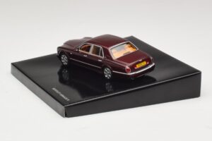 Bentley Arnage R Sunset Red Minichamps 1:43 BL330 メタル - 画像 3/4