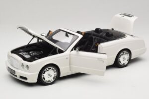 Bentley Azure Glacier White 交換用ボックス Minichamps 1:18 100139502-R1 メタル - 画像 2/8