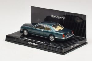 Bentley Continental R グリーンメタリック Minichamps 1:43 436139921 メタル - 画像 3/4