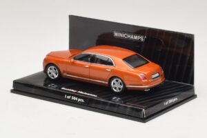 Bentley Mulsanne オレンジメタリック Minichamps 1:43 436139902 メタル - 画像 3/4
