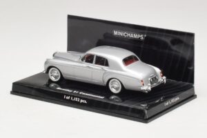 Bentley S1 Continental シルバー Minichamps 1:43 436139552 メタル - 画像 3/4