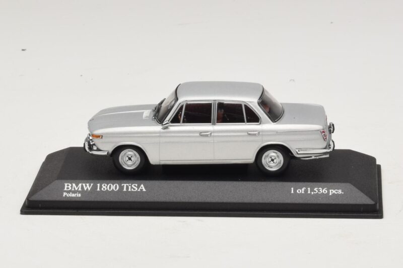BMW 1800 TI/SA シルバー Minichamps 1:43 400025100 メタル