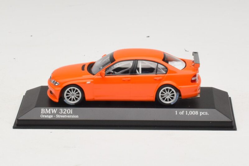 BMW 320i E46 ストリートバージョン オレンジ Minichamps 1:43 400052400 メタル