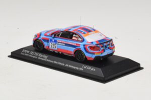 BMW M235i Team BMW Motorsport #235 Bovigdon 24 Hours of Nurburgring 2014 Minichamps 1:43 437142435 メタル - 画像 3/4