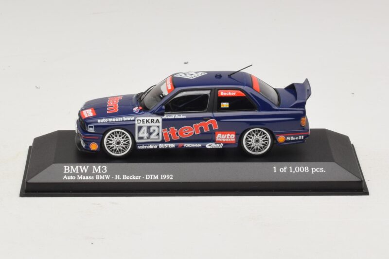 BMW M3 E30 Auto Maas #42 Becker DTM 1992 Minichamps 1:43 430922042 メタル
