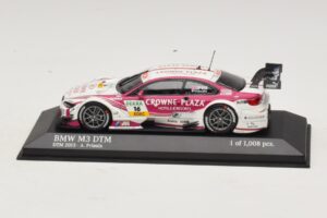 BMW M3 E92 DTM #16 A. Priaulx BMW Team RMG DTM 2013 Minichamps 1:43 410132216 メタル