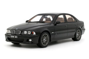 BMW M5 E39 Black Sapphire Metallic Otto 1:18 OT1338 レジン