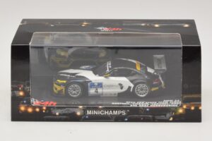 BMW Z4 GT3 Need for Speed Team #4 Hartung / Viebahn 24 Hours of Nürburgring 2011 Minichamps 1:43 437112904 メタル - 画像 5/5