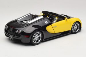 Bugatti Veyron Grand Sport Black Lemon Minichamps 1:18 100110831 メタル - 画像 3/8