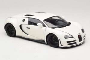 Bugatti Veyron Super Sport ホワイト Minichamps 1:18 100110844 メタル - 画像 6/8