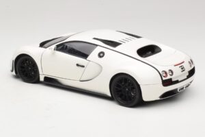 Bugatti Veyron Super Sport ホワイト Minichamps 1:18 100110844 メタル - 画像 7/8