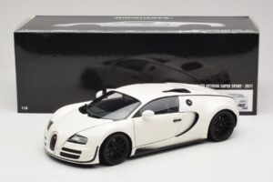 Bugatti Veyron Super Sport ホワイト Minichamps 1:18 100110844 メタル - 画像 8/8