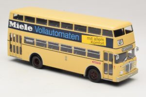 Bussing D2U Heckturen Miele Minichamps 1:43 439071086 メタル - 画像 4/6