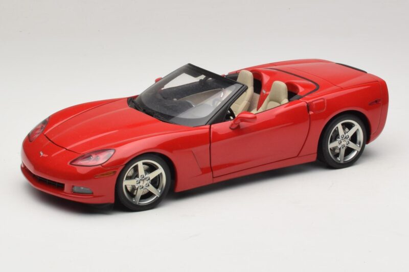 Chevrolet Corvette C6 カブリオレ レッド AUTOart 1:18 71221 メタル
