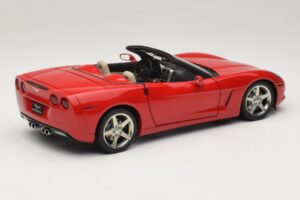 Chevrolet Corvette C6 カブリオレ レッド AUTOart 1:18 71221 メタル - 画像 3/8