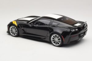 Chevrolet Corvette C7 Grand Sport ブラック ホワイトストライプ AUTOart 1:18 71273 コンポジット - 画像 7/8
