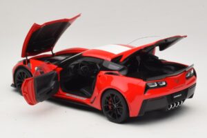 Chevrolet Corvette C7 Grand Sport レッド ホワイトストライプ AUTOart 1:18 71274 コンポジット - 画像 5/8