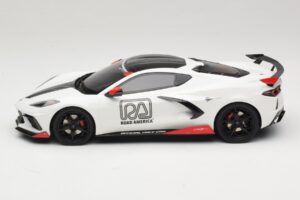 Chevrolet Corvette C8 IMSA Pace Car 2020 GT Spirit 1:18 GT370 レジン - 画像 3/6