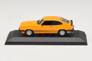 Ford Capri II Signal Orange Minichamps 1:43 400081201 メタル