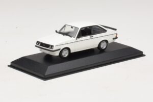 Ford Escort Mk1 TC ホワイト Minichamps 1:43 400081070 メタル - 画像 2/4