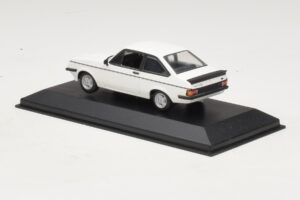Ford Escort Mk1 TC ホワイト Minichamps 1:43 400081070 メタル - 画像 3/4