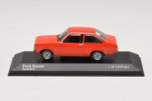 Ford Escort Mk2 Spanish Red Minichamps 1:43 400084100 メタル