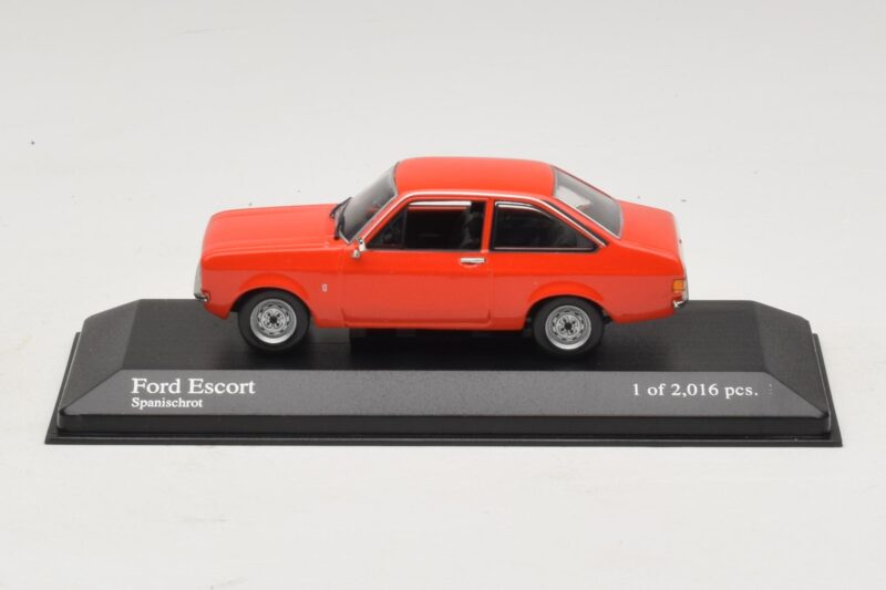 Ford Escort Mk2 Spanish Red Minichamps 1:43 400084100 メタル