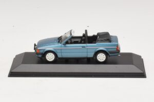 Ford Escort Mk3 カブリオレ ブルー メタリック Minichamps 1:43 400085030 メタル