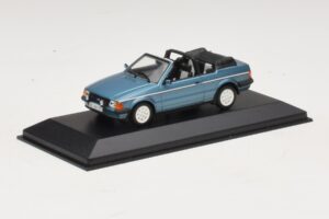Ford Escort Mk3 カブリオレ ブルー メタリック Minichamps 1:43 400085030 メタル - 画像 2/4