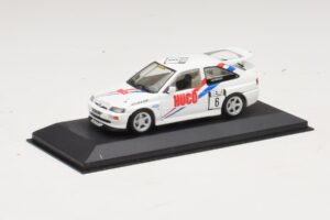Ford Escort RS Cosworth Wolf Racing #6 Uetrecht DTT 1994 Minichamps 1:43 430948206 メタル - 画像 2/4