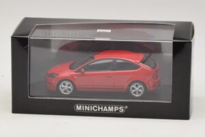 Ford Focus ST Mk2 レッド Minichamps 1:43 400087301 メタル - 画像 4/4