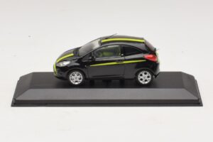 Ford Ka Mk2 ブラックイエロー Minichamps 1:43 400088200 メタル