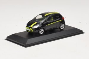 Ford Ka Mk2 ブラックイエロー Minichamps 1:43 400088200 メタル - 画像 3/5
